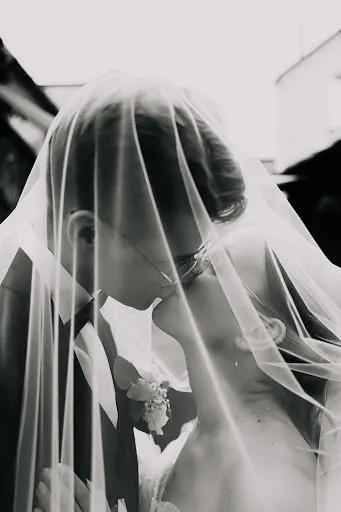 Mateusz Ciuraj - Kamerzysta na wesele | Filmy ślubne | Fotografia