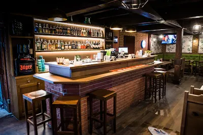 Piwiarnia Miejska - pizza, burgery, sport na żywo.